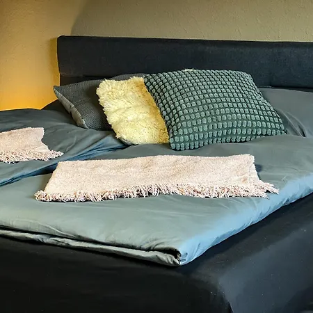 Moderne Und Grosszuegige Ferienwohnung An Der Aller Apartment *