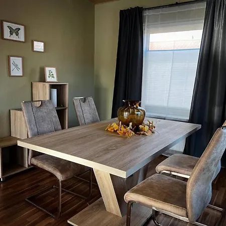شقة Moderne Und Grosszuegige Ferienwohnung An Der Aller